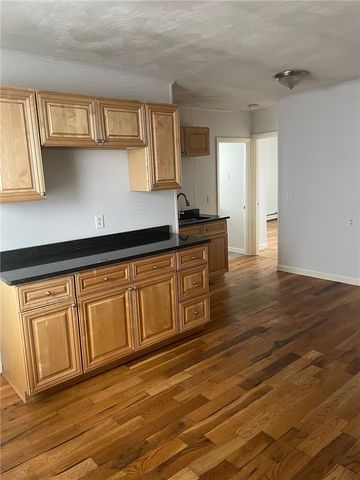 39 America Street, Providence, RI 02903