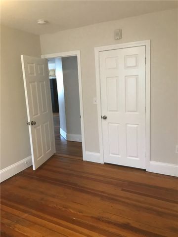 39 America Street, Providence, RI 02903