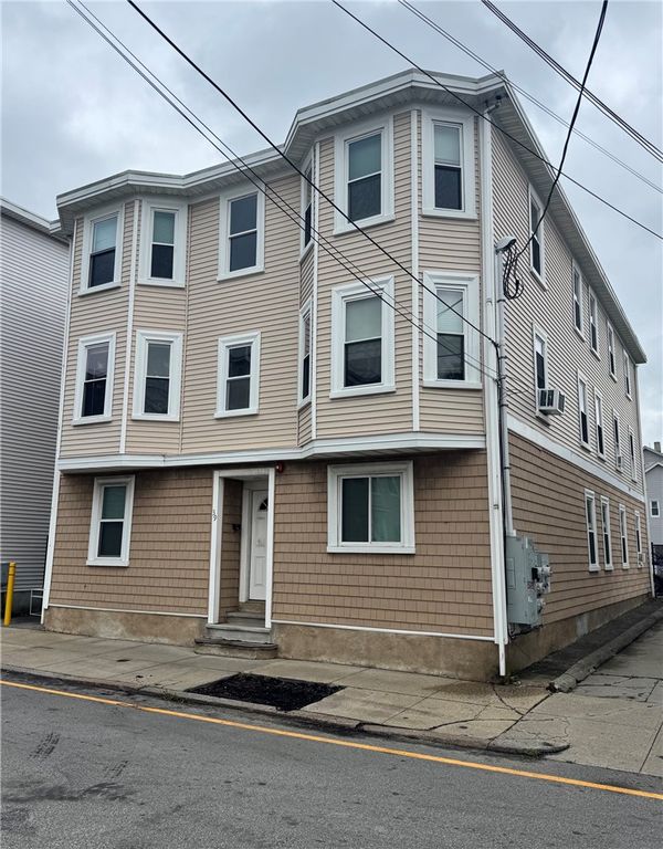 39 America Street, Providence, RI 02903