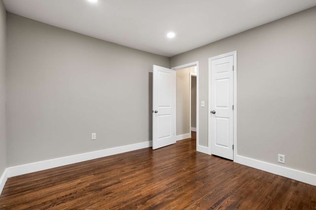 120 Clifton Ct, Old Hickory, TN 37138