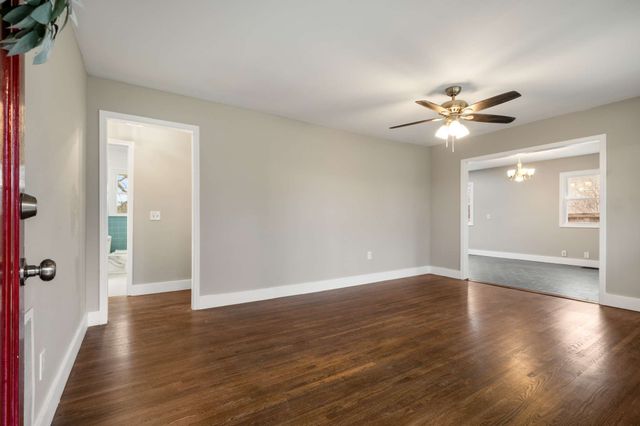120 Clifton Ct, Old Hickory, TN 37138