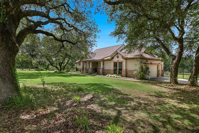 101 Paloma PL, Liberty Hill, TX 78642