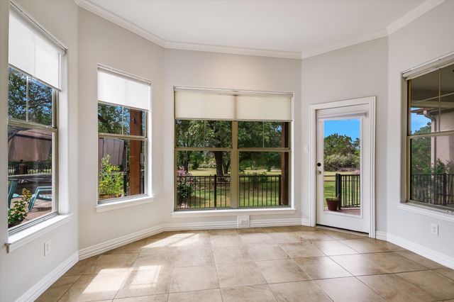 101 Paloma PL, Liberty Hill, TX 78642