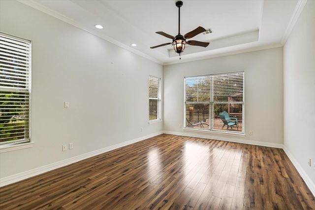 101 Paloma PL, Liberty Hill, TX 78642