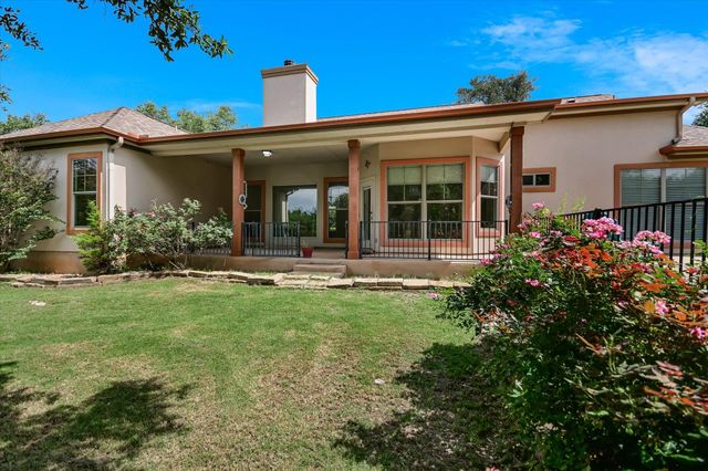 101 Paloma PL, Liberty Hill, TX 78642