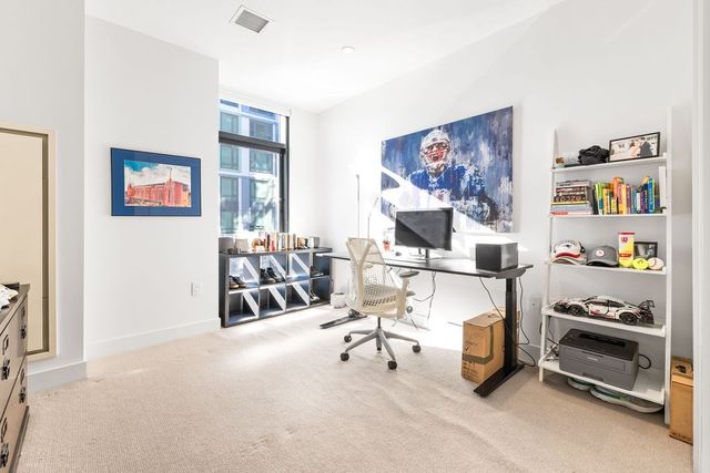 40 Traveler St 303, Boston, MA 02118