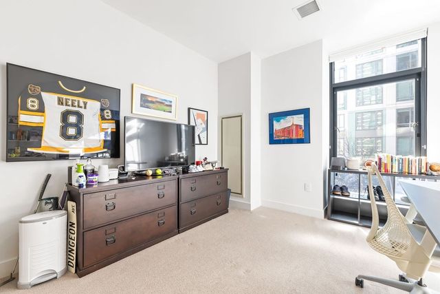 40 Traveler St 303, Boston, MA 02118