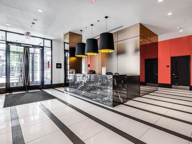 40 Traveler St 303, Boston, MA 02118