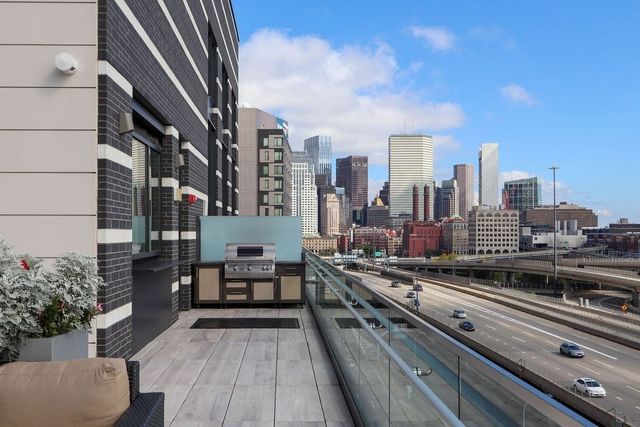 40 Traveler St 303, Boston, MA 02118