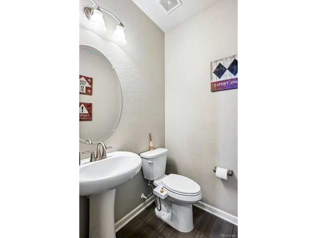 12565 Fisher Dr, Englewood, CO 80112