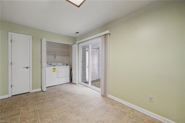 12 Saxony PL, Hampton, VA 23669