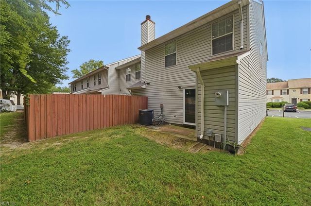 12 Saxony PL, Hampton, VA 23669