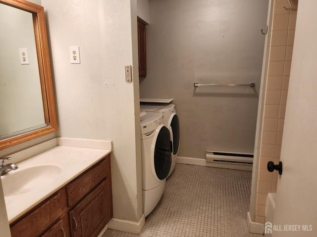 612-A Winchester Lane, Monroe, NJ 08831