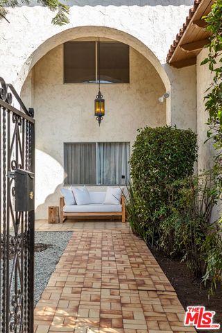 201 23rd Street, Santa Monica, CA 90402