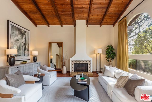 201 23rd Street, Santa Monica, CA 90402