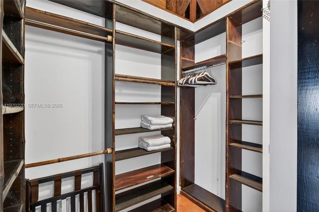 14 W San Marino Dr, Miami Beach, FL 33139