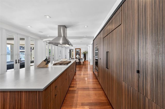 14 W San Marino Dr, Miami Beach, FL 33139