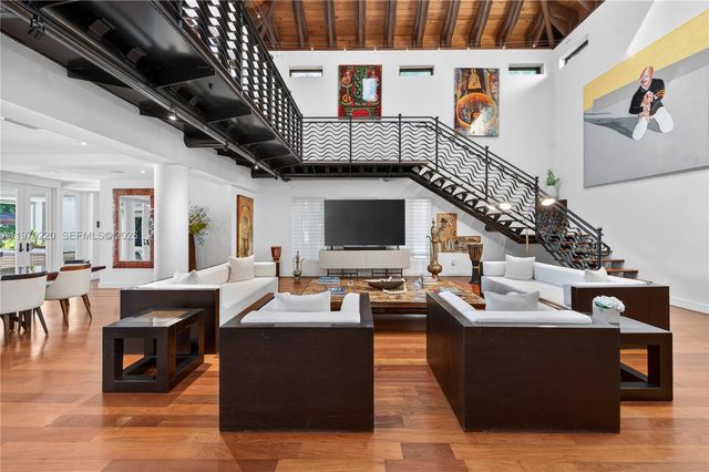 14 W San Marino Dr, Miami Beach, FL 33139