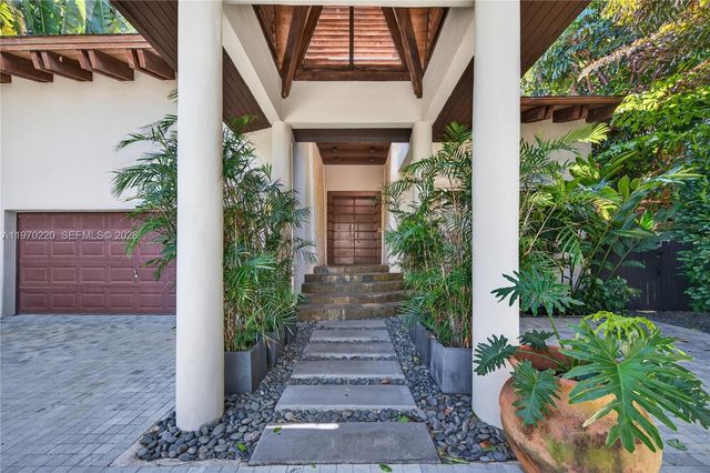 14 W San Marino Dr, Miami Beach, FL 33139