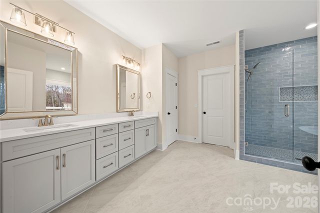 1072 Patrick Road 5, Gastonia, NC 28058