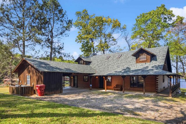 1705 Panther Creek Pass, Mt Vernon, TX 75457