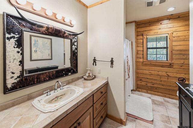 1705 Panther Creek Pass, Mt Vernon, TX 75457