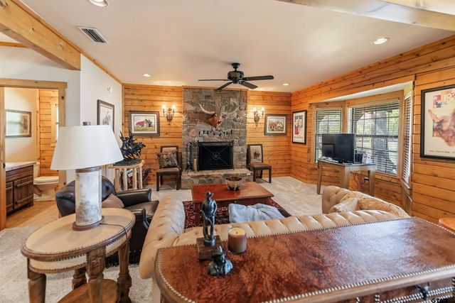 1705 Panther Creek Pass, Mt Vernon, TX 75457