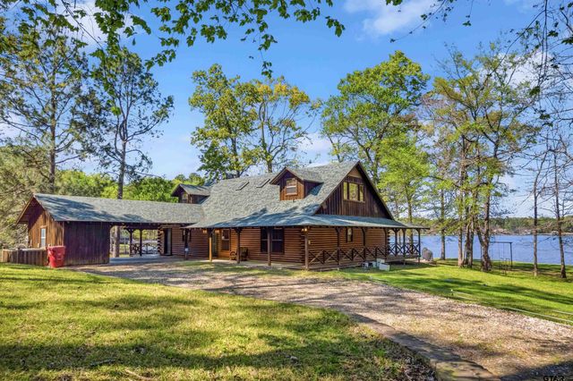 1705 Panther Creek Pass, Mt Vernon, TX 75457