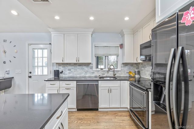 3654 Locust Avenue, Seaford, NY 11783