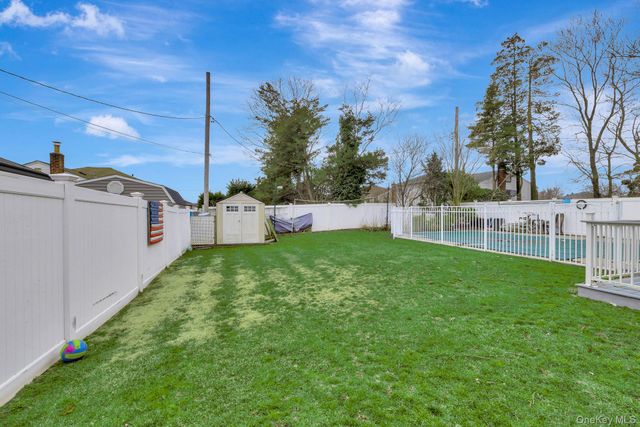 3654 Locust Avenue, Seaford, NY 11783