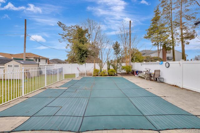 3654 Locust Avenue, Seaford, NY 11783