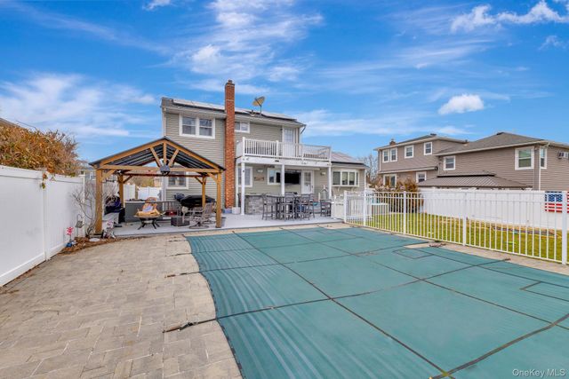 3654 Locust Avenue, Seaford, NY 11783