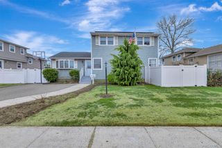 3654 Locust Avenue, Seaford, NY 11783