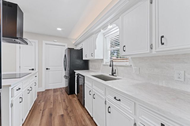 2071 Shadow Rock Drive, Houston, TX 77339