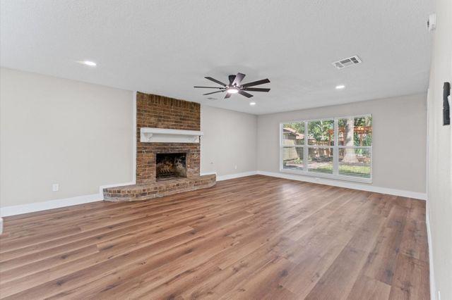 2071 Shadow Rock Drive, Houston, TX 77339