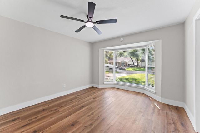 2071 Shadow Rock Drive, Houston, TX 77339