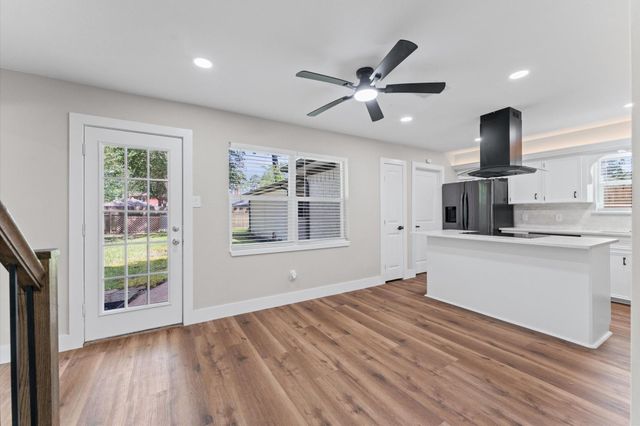 2071 Shadow Rock Drive, Houston, TX 77339