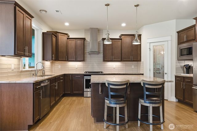3109 108th Avenue E, Edgewood, WA 98372