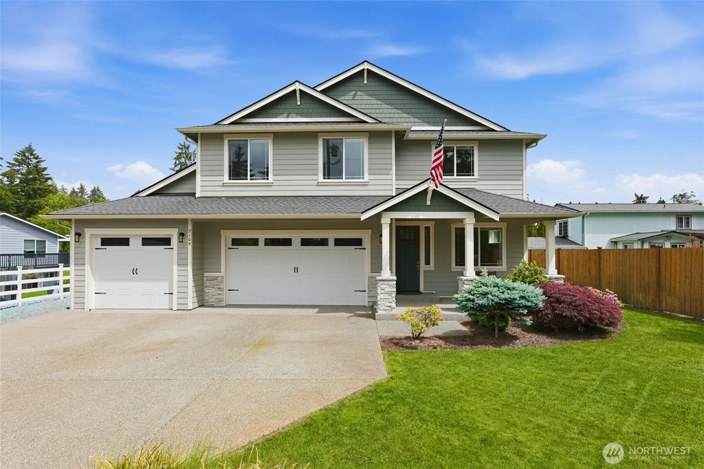 3109 108th Avenue E, Edgewood, WA 98372