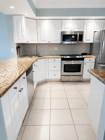 3111 NE 51st Street 301c, Fort Lauderdale, FL 33308