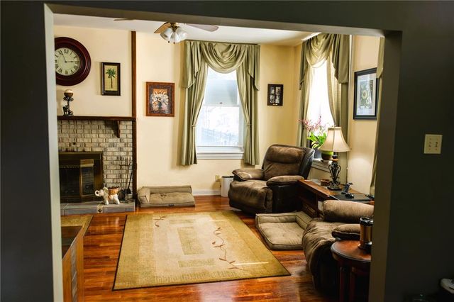 123 Front Street, Catasauqua Boro, PA 18032