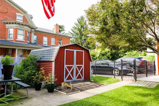 123 Front Street, Catasauqua Boro, PA 18032