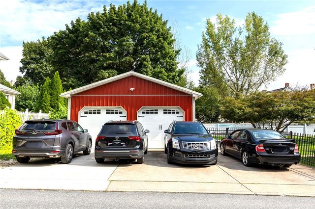 123 Front Street, Catasauqua Boro, PA 18032