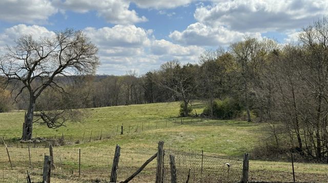 171 Uselton Rd, Shelbyville, TN 37160