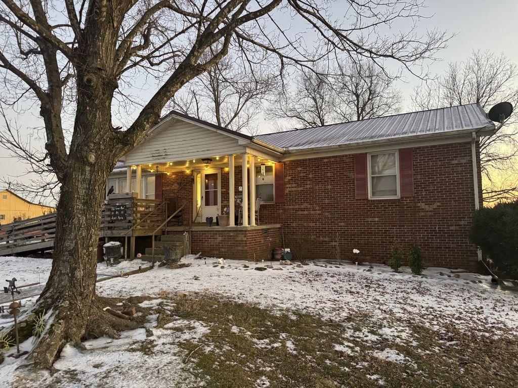 171 Uselton Rd, Shelbyville, TN 37160