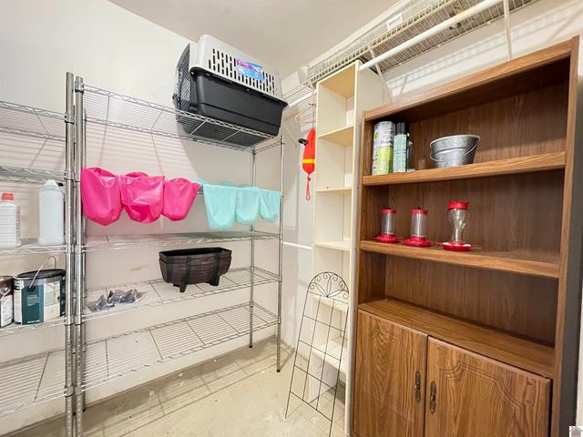 88 Deer Lake Lane, Unit 2, Murray, KY 42071