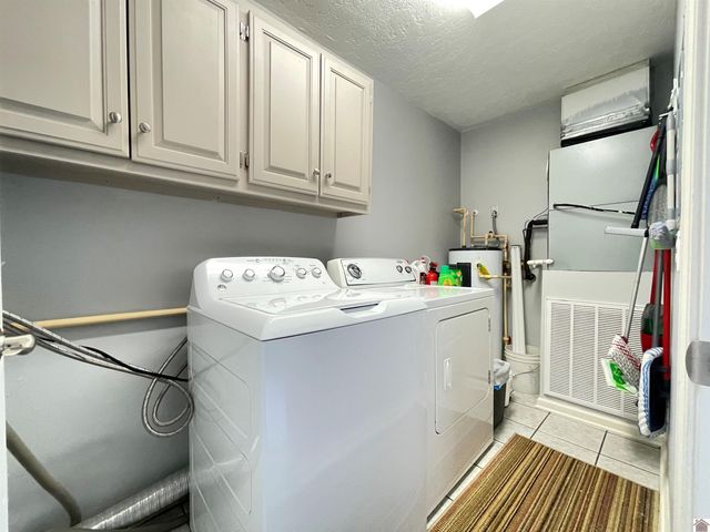 88 Deer Lake Lane, Unit 2, Murray, KY 42071