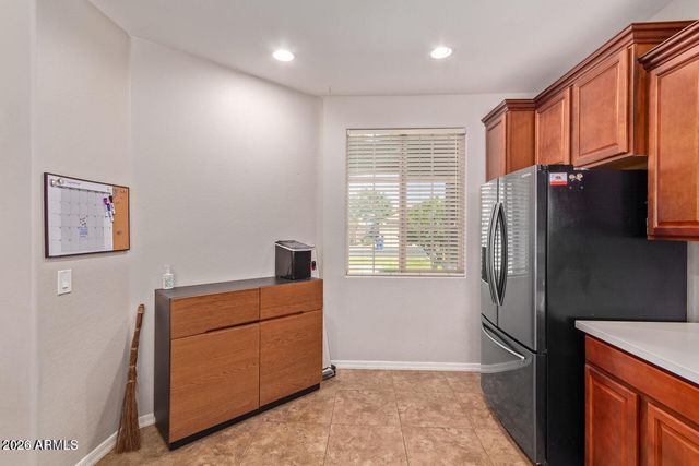 119 W LEATHERWOOD Avenue, San Tan Valley, AZ 85140