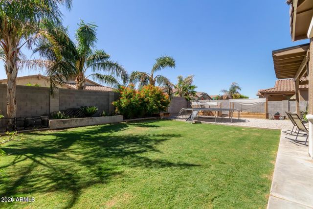 119 W LEATHERWOOD Avenue, San Tan Valley, AZ 85140
