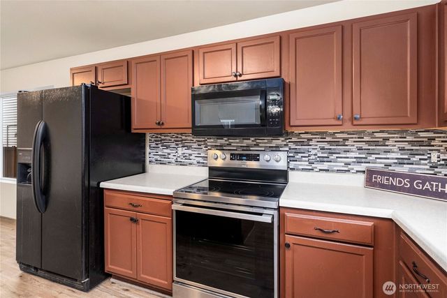 14942 99th Way SE, Yelm, WA 98597